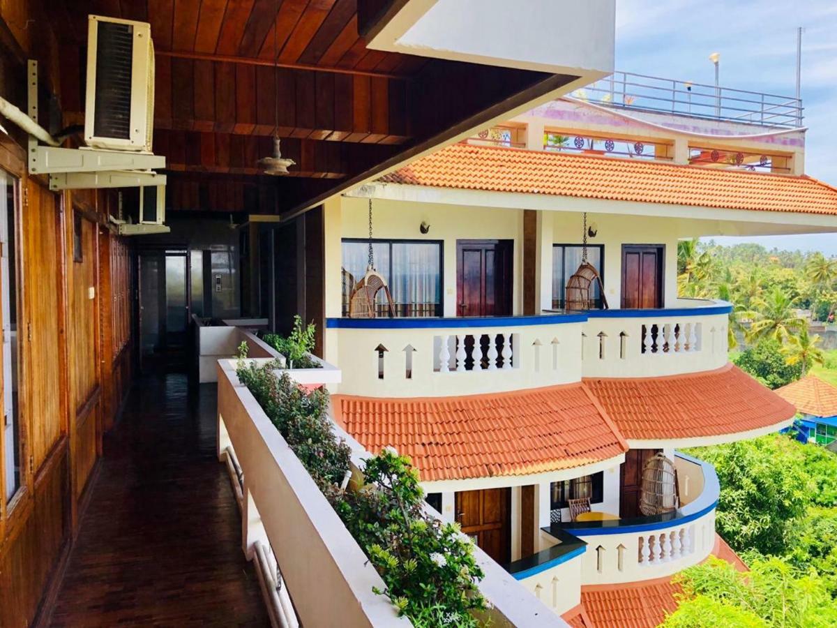 Ayurlaya Beach Retreat كوفالام المظهر الخارجي الصورة